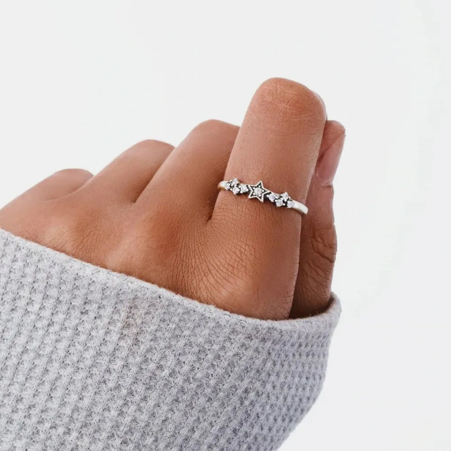 925 Sterling Silver Star Ring-RINGS-Trendsi-[option4]-[option5]-[option6]-[option7]-[option8]-Shop-Boutique-Clothing-for-Women-Online