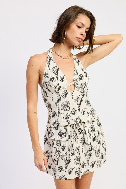 LOW RISE PATCHED POCKET MINI SKIRT-Emory Park-[option4]-[option5]-[option6]-[option7]-[option8]-Shop-Boutique-Clothing-for-Women-Online