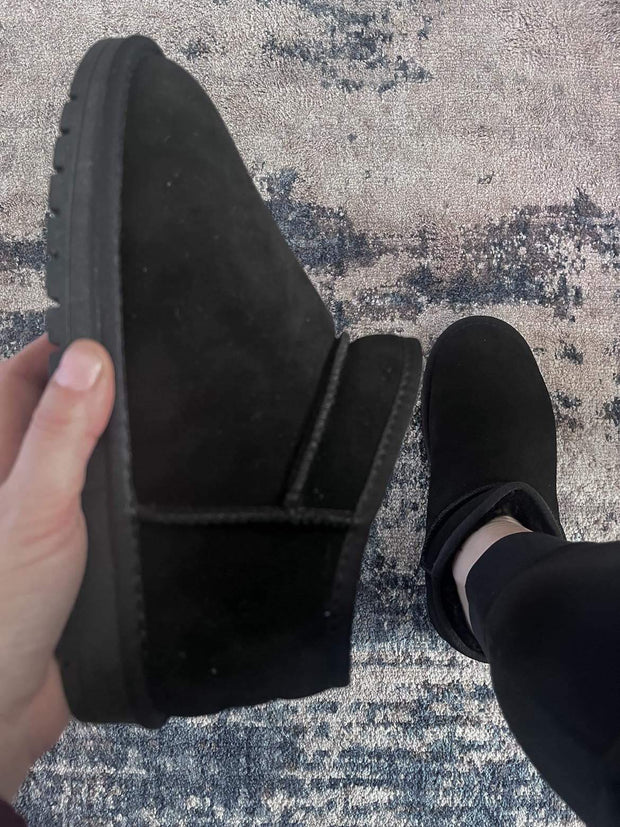 PREORDER: Faux Fur Lined Shortie Boots-Womens Shoe-Forever3A.M-[option4]-[option5]-[option6]-[option7]-[option8]-Shop-Boutique-Clothing-for-Women-Online