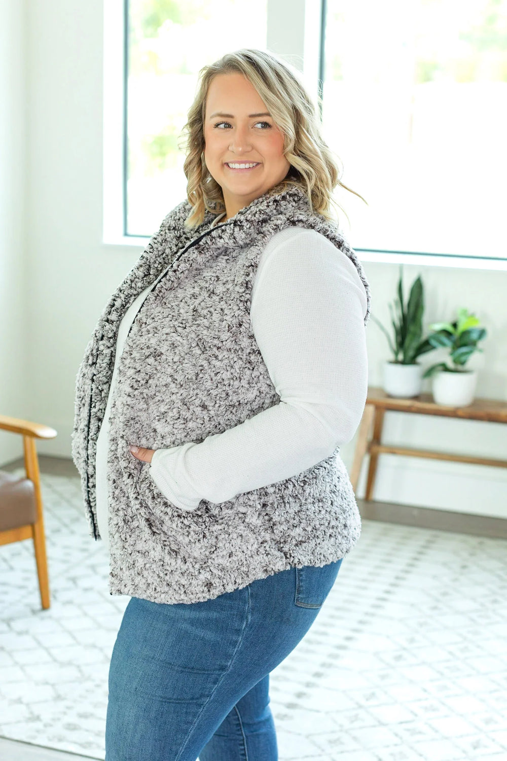 Michelle Mae Teddy Sherpa Vest - Frosted Mocha-The Bee Chic Boutique-[option4]-[option5]-[option6]-[option7]-[option8]-Shop-Boutique-Clothing-for-Women-Online