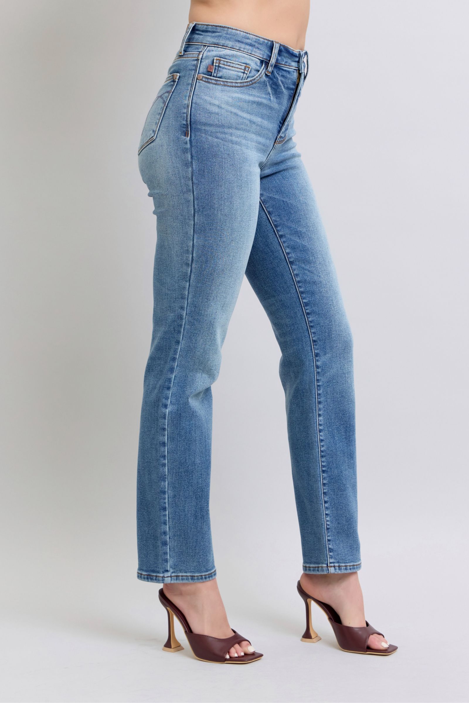Judy Blue Vintage Wash Thermal Straight Jeans-Trendsi-[option4]-[option5]-[option6]-[option7]-[option8]-Shop-Boutique-Clothing-for-Women-Online