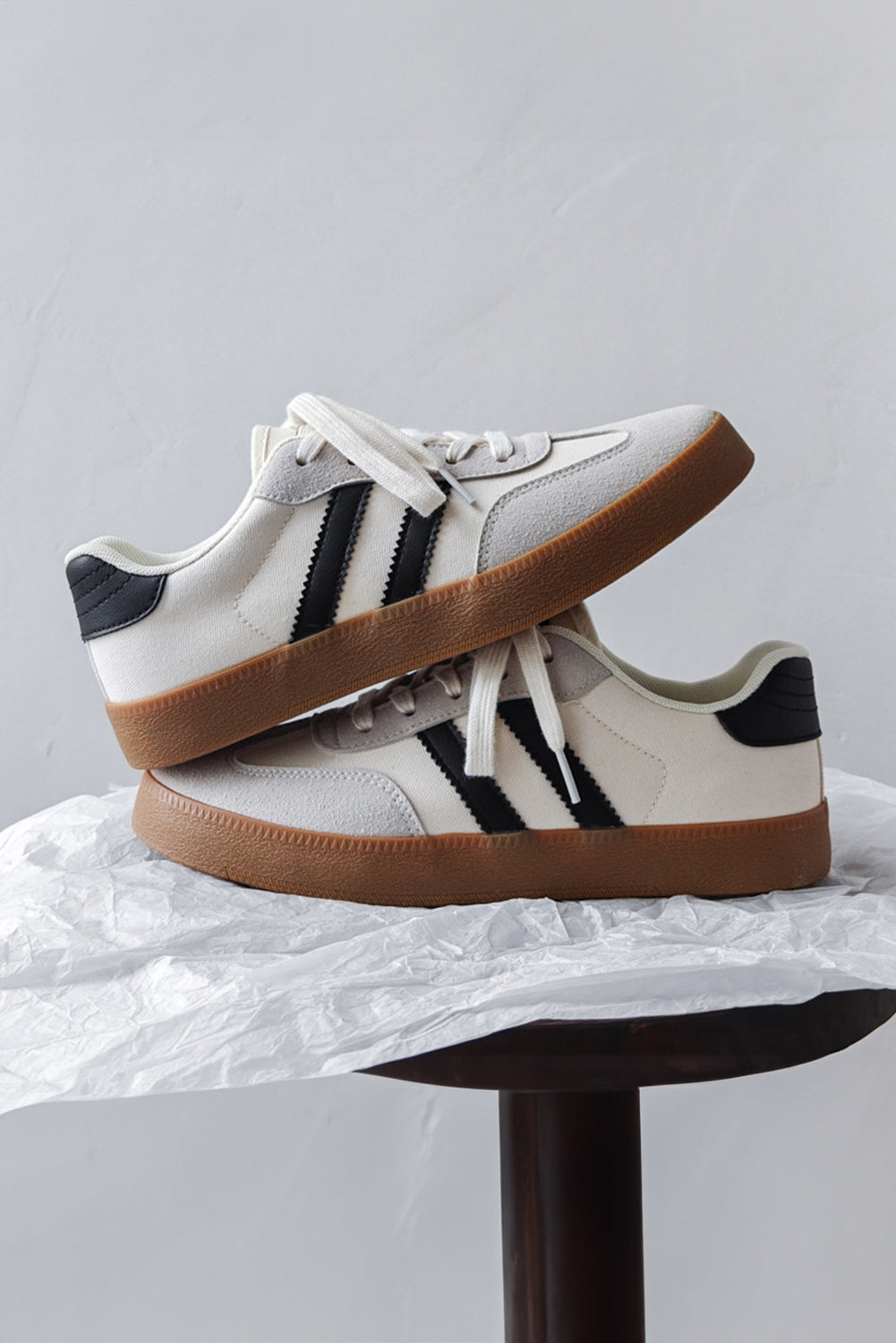 Striped Lace Up Flat Sneakers-Sneakers-Shewin-[option4]-[option5]-[option6]-[option7]-[option8]-Shop-Boutique-Clothing-for-Women-Online