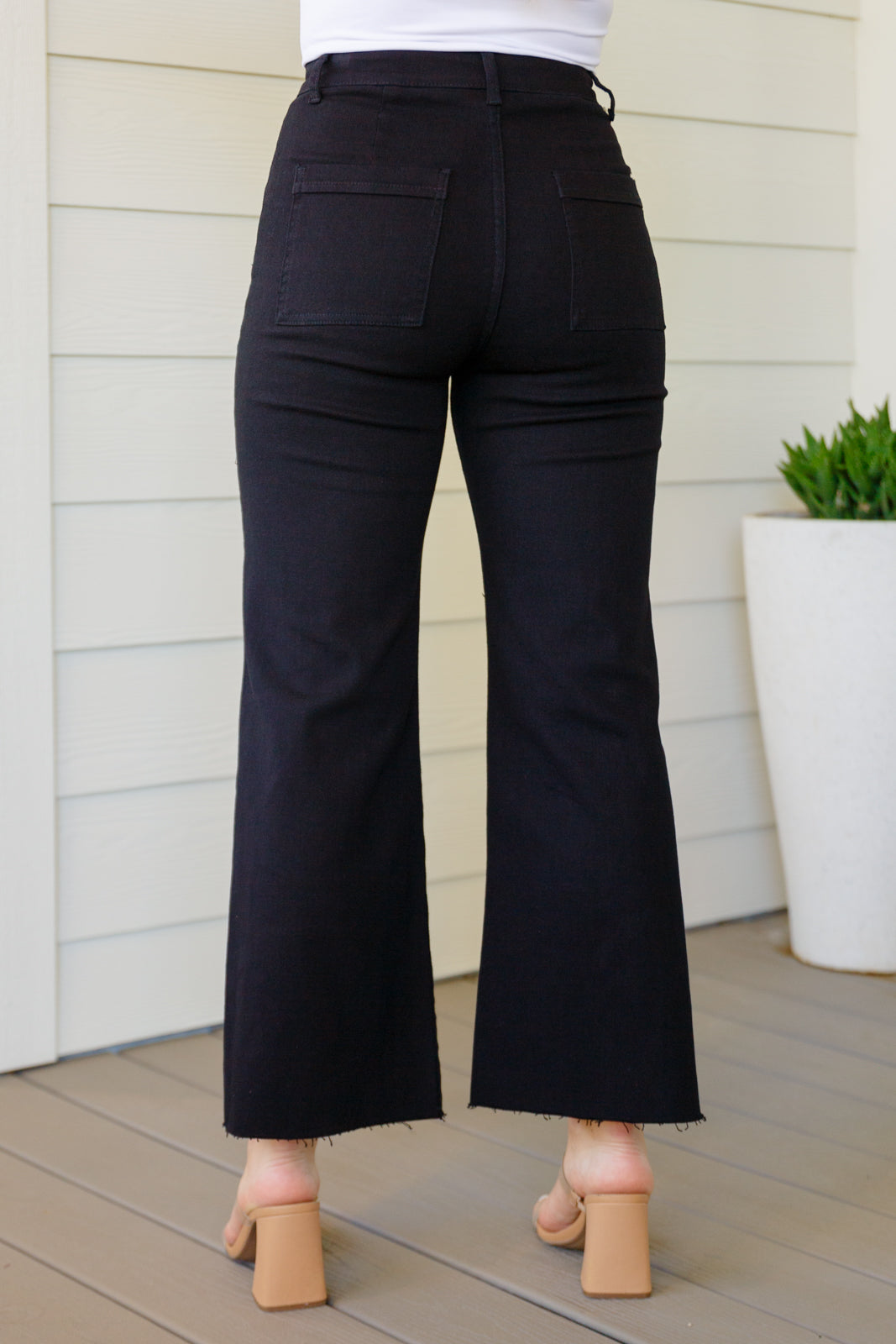 August High Rise Wide Leg Crop Jeans in Black-Denim-Ave Shops-[option4]-[option5]-[option6]-[option7]-[option8]-Shop-Boutique-Clothing-for-Women-Online