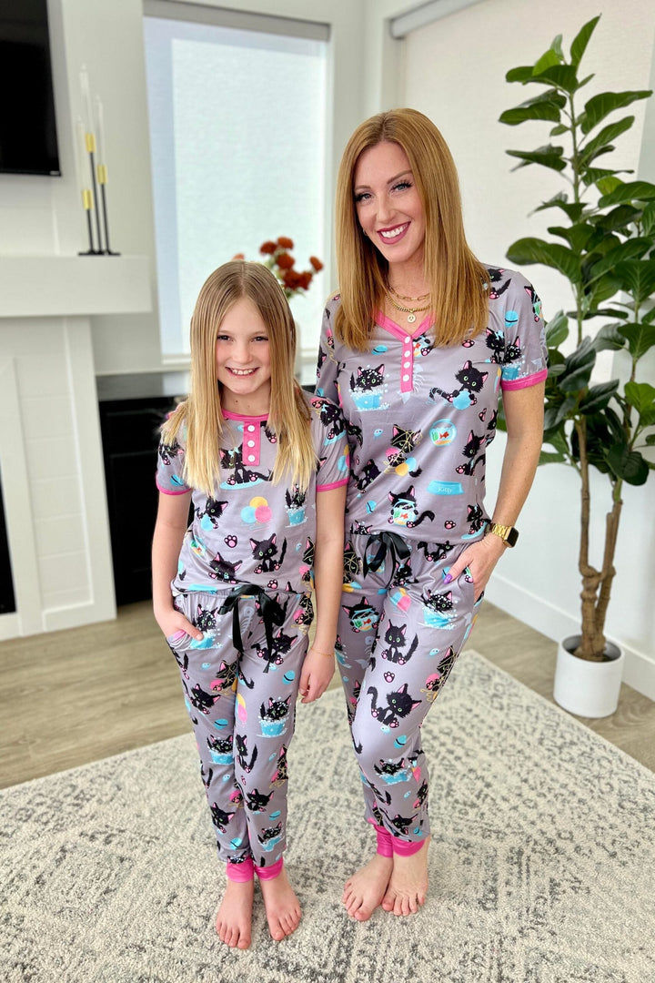 Shirley & Stone Matching Short Sleeve Jogger Pajama Set - Cat