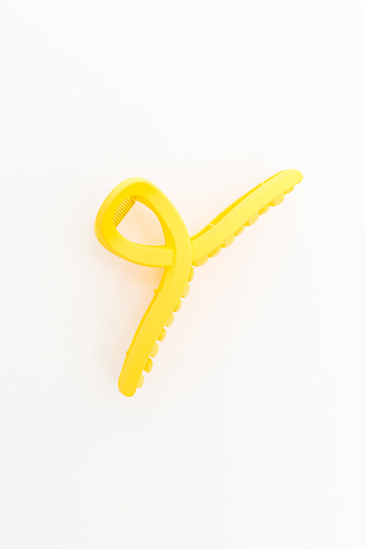 Claw Clip Set of 4 in Lemon-Accessories-Ave Shops-OS-[option4]-[option5]-[option6]-[option7]-[option8]-Shop-Boutique-Clothing-for-Women-Online