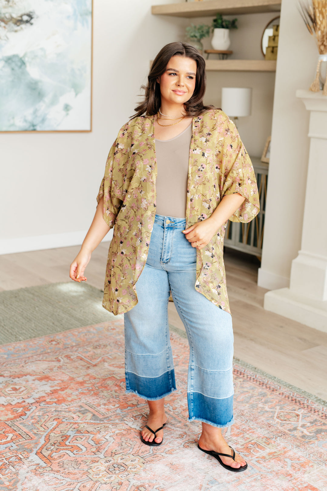 Go Anywhere Floral Kimono-Layers-Ave Shops-[option4]-[option5]-[option6]-[option7]-[option8]-Shop-Boutique-Clothing-for-Women-Online