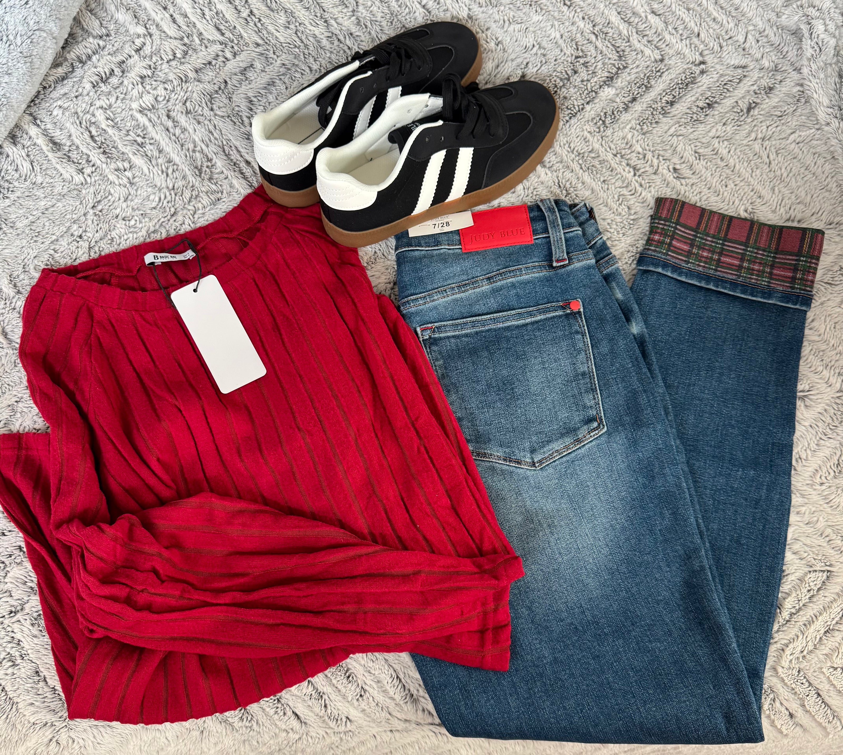 Judy Blue Plaid Print Cuff Boyfriend Fit Jeans-Trendsi-[option4]-[option5]-[option6]-[option7]-[option8]-Shop-Boutique-Clothing-for-Women-Online