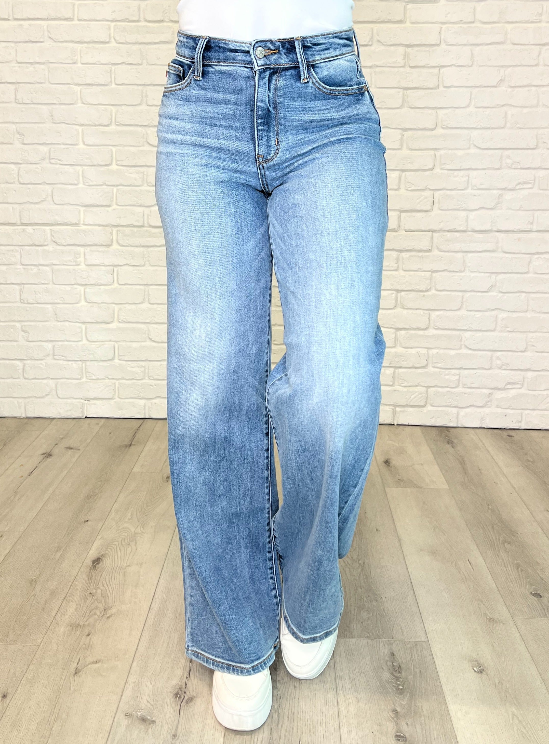 Judy Blue Karis High Rise Vintage Wash Retro Wide Leg-Womens-Judy Blue-[option4]-[option5]-[option6]-[option7]-[option8]-Shop-Boutique-Clothing-for-Women-Online