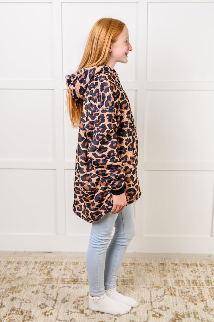 Kids Oversized Hoodie Blanket in Leopard-Layers-Ave Shops-OS-[option4]-[option5]-[option6]-[option7]-[option8]-Shop-Boutique-Clothing-for-Women-Online