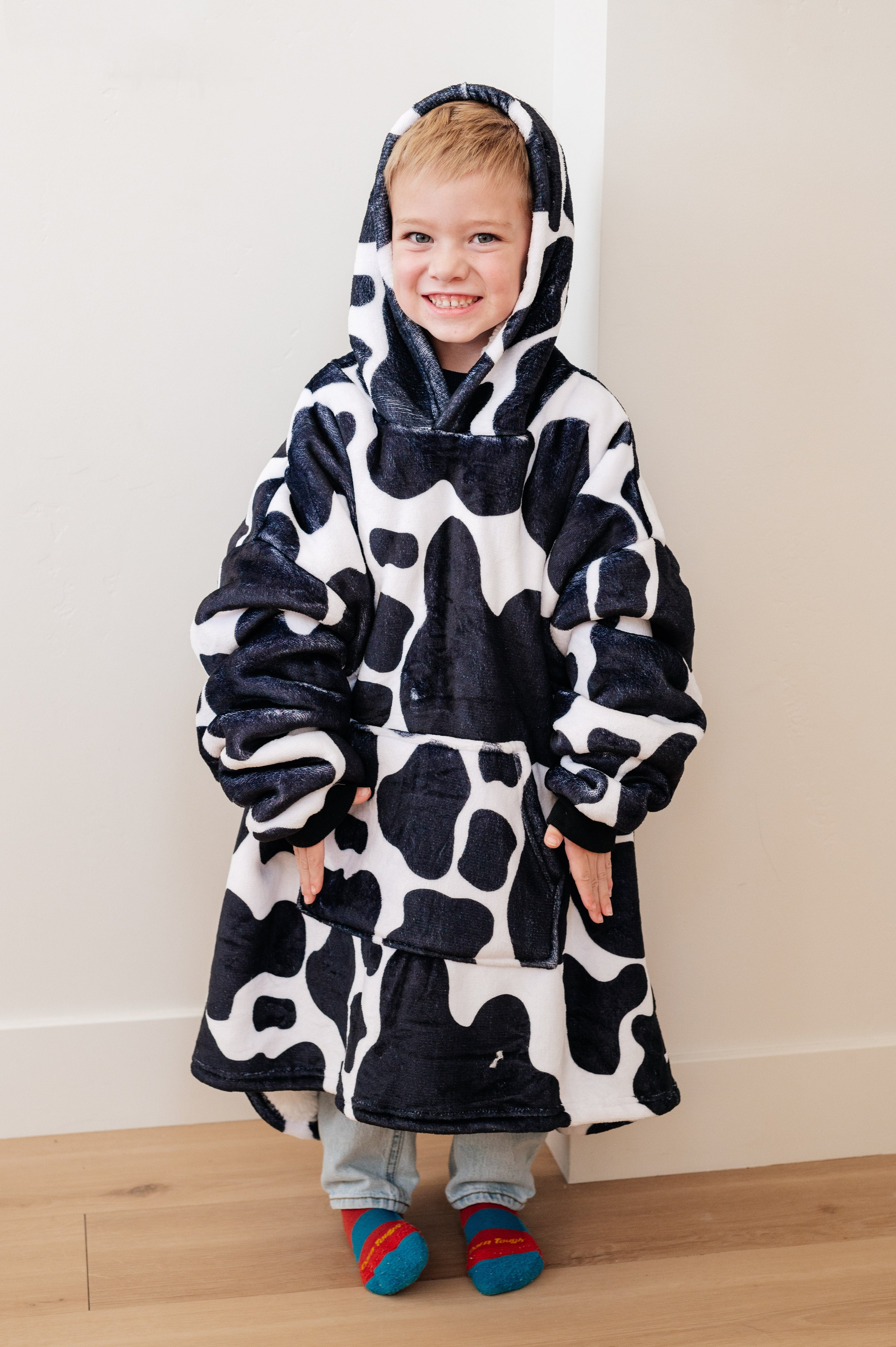 Kids Oversized Hoodie Blanket in Cow-Layers-Ave Shops-[option4]-[option5]-[option6]-[option7]-[option8]-Shop-Boutique-Clothing-for-Women-Online