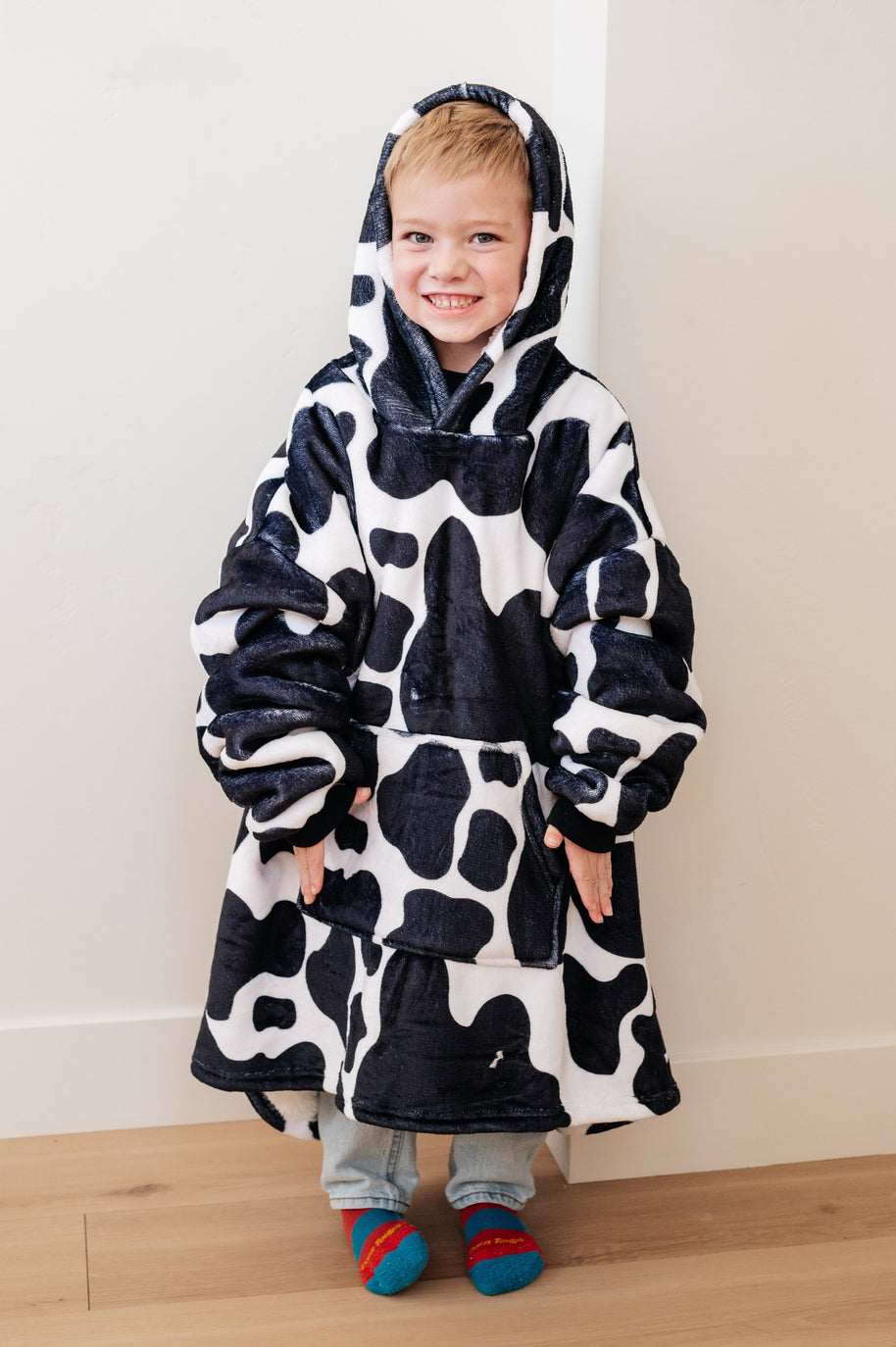 Kids Oversized Hoodie Blanket in Cow-Layers-Ave Shops-[option4]-[option5]-[option6]-[option7]-[option8]-Shop-Boutique-Clothing-for-Women-Online