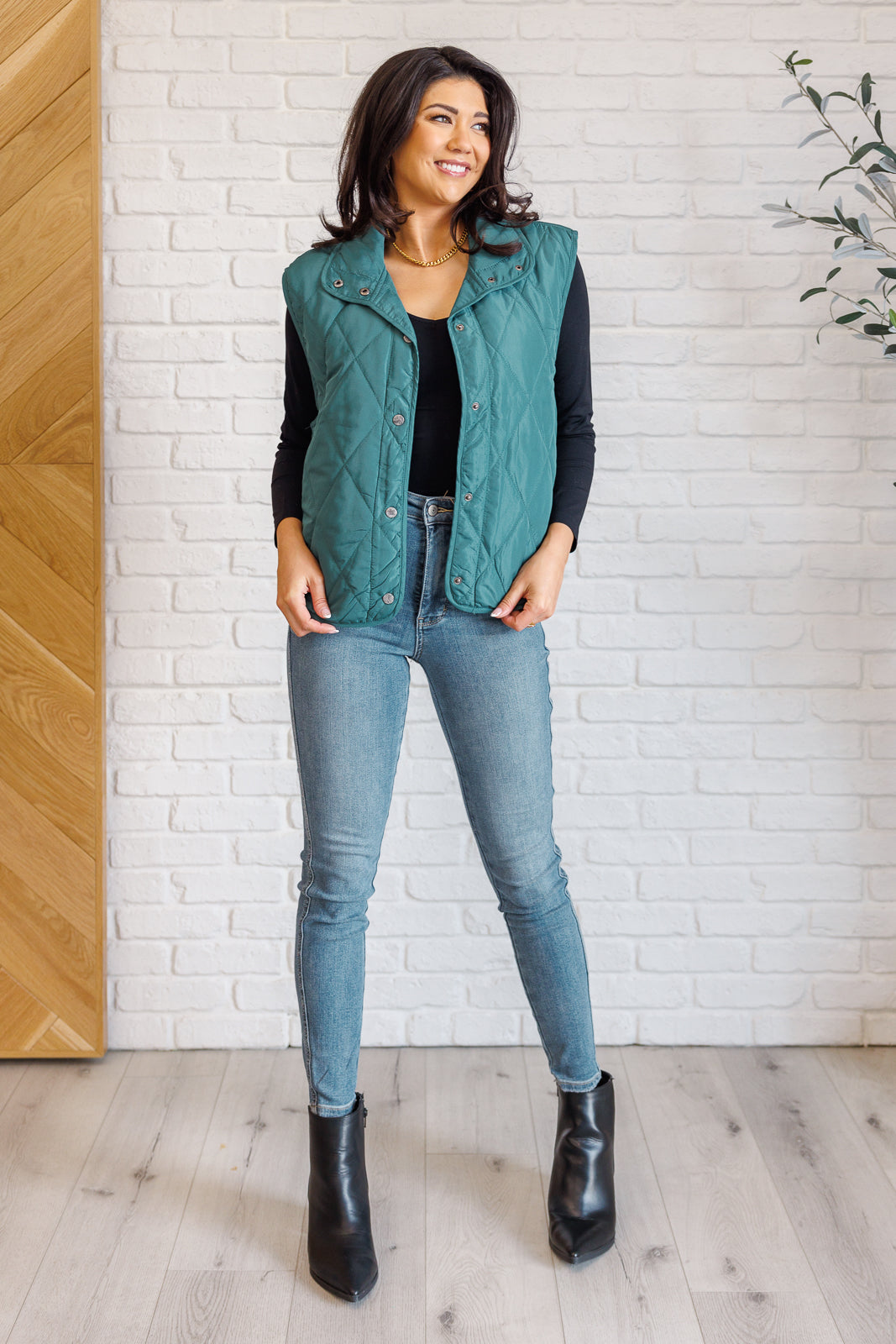 Layering Queen Quilted Puffer Vest in Hunter Green-Layers-Ave Shops-[option4]-[option5]-[option6]-[option7]-[option8]-Shop-Boutique-Clothing-for-Women-Online