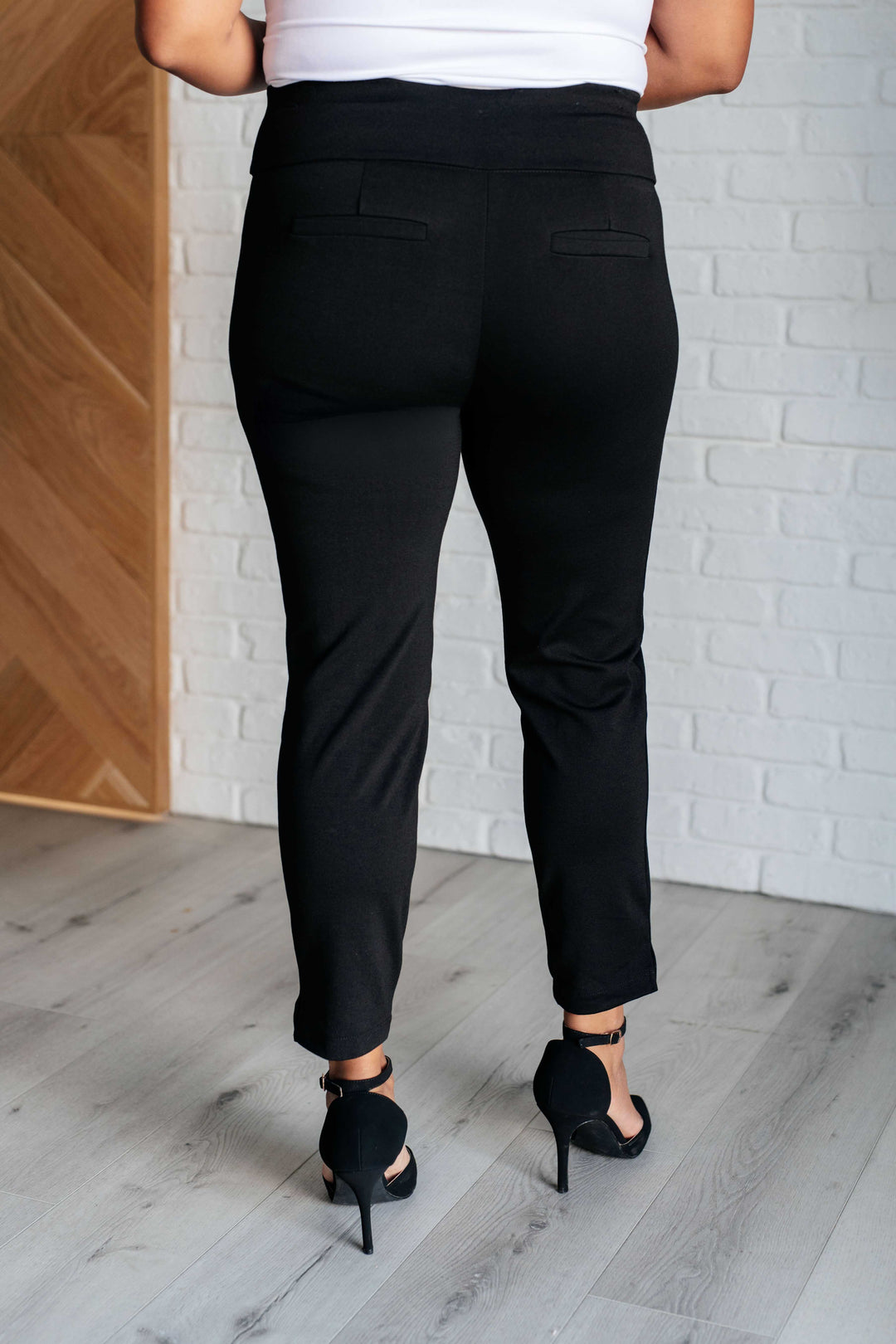 Magic Ankle Crop Skinny Pants in Black-Bottoms-Ave Shops-[option4]-[option5]-[option6]-[option7]-[option8]-Shop-Boutique-Clothing-for-Women-Online