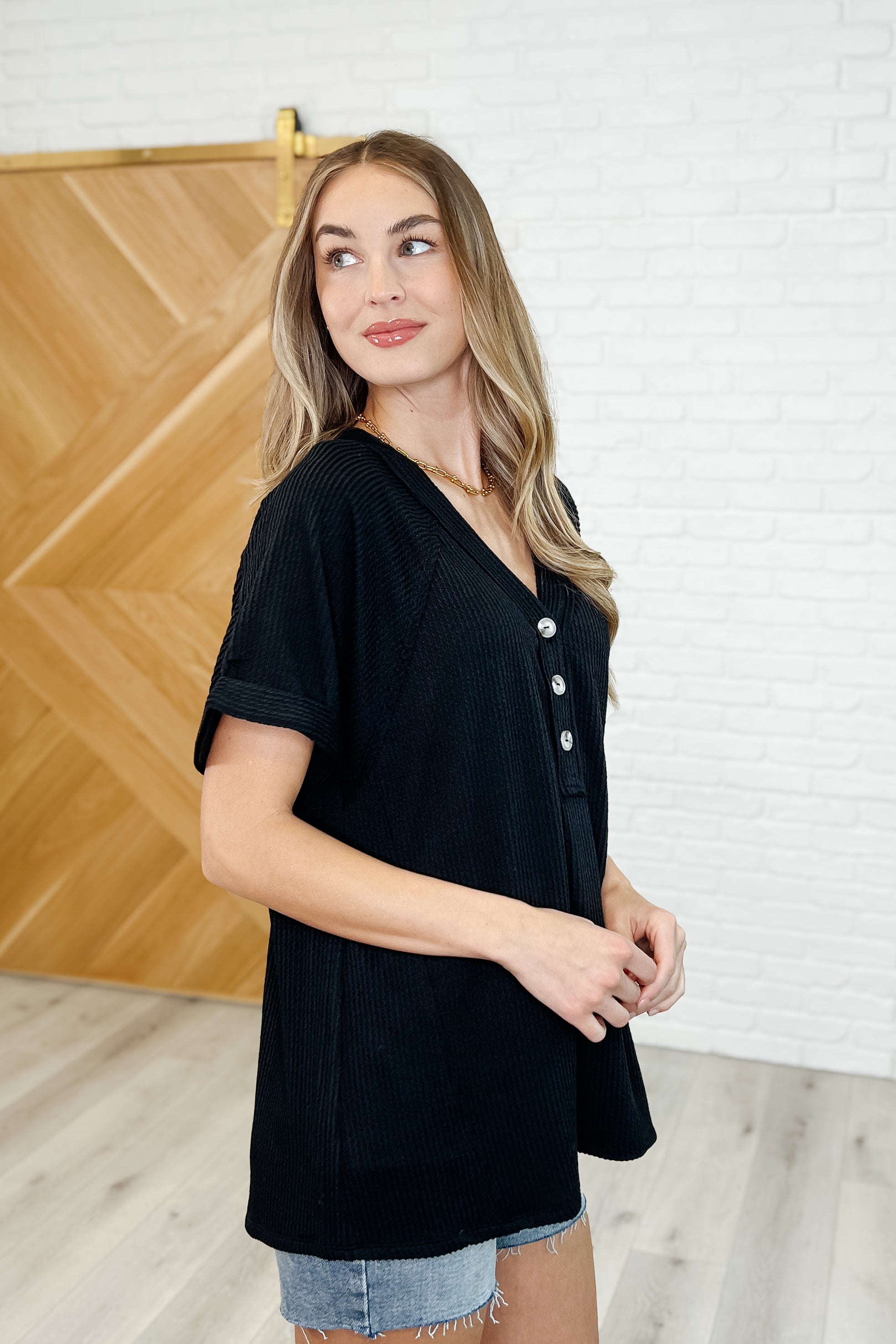 Plain and Sassy V-Neck Tee in Black-Womens-Ave Shops-[option4]-[option5]-[option6]-[option7]-[option8]-Shop-Boutique-Clothing-for-Women-Online