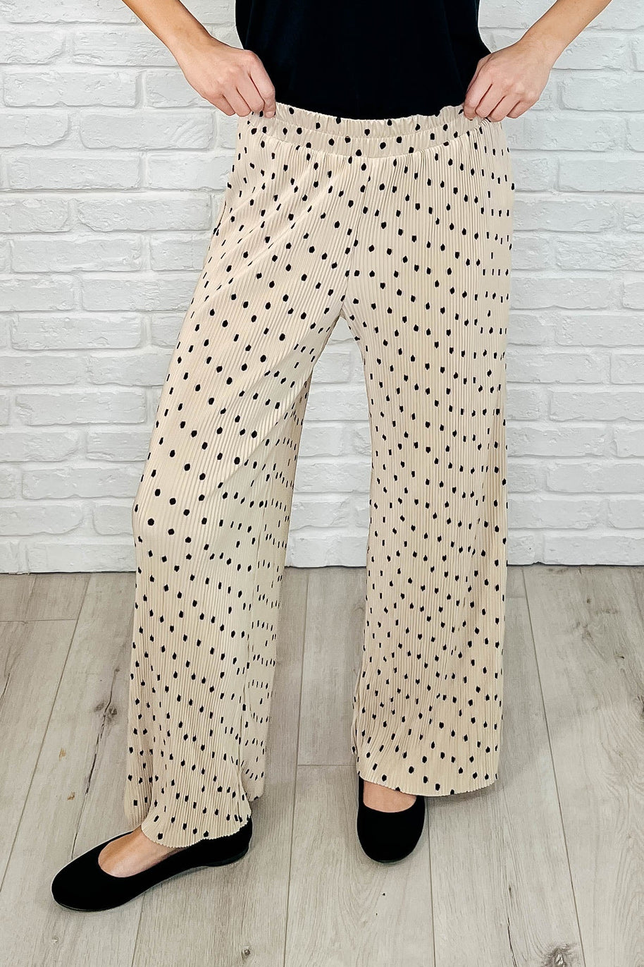 Working on Lounging Elastic Waist Bottoms in Khaki-Womens-Ave Shops-[option4]-[option5]-[option6]-[option7]-[option8]-Shop-Boutique-Clothing-for-Women-Online