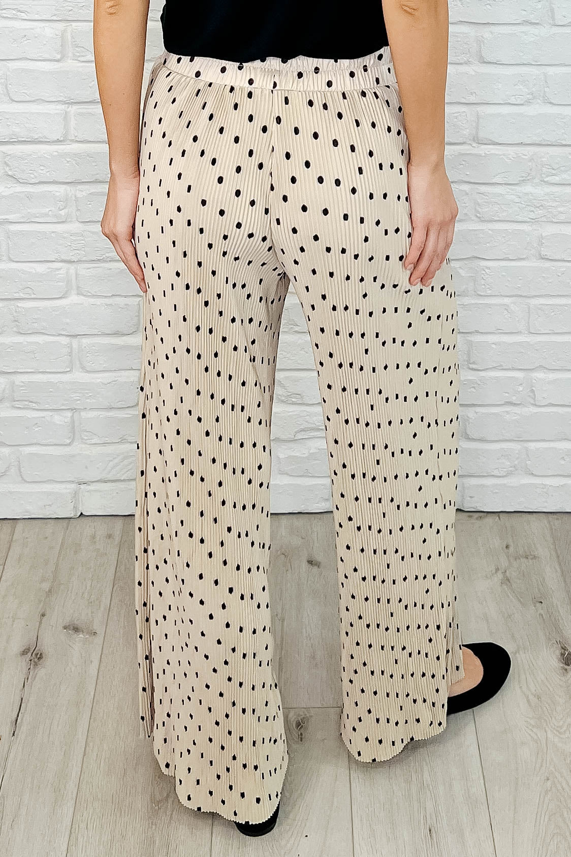 Working on Lounging Elastic Waist Bottoms in Khaki-Womens-Ave Shops-[option4]-[option5]-[option6]-[option7]-[option8]-Shop-Boutique-Clothing-for-Women-Online