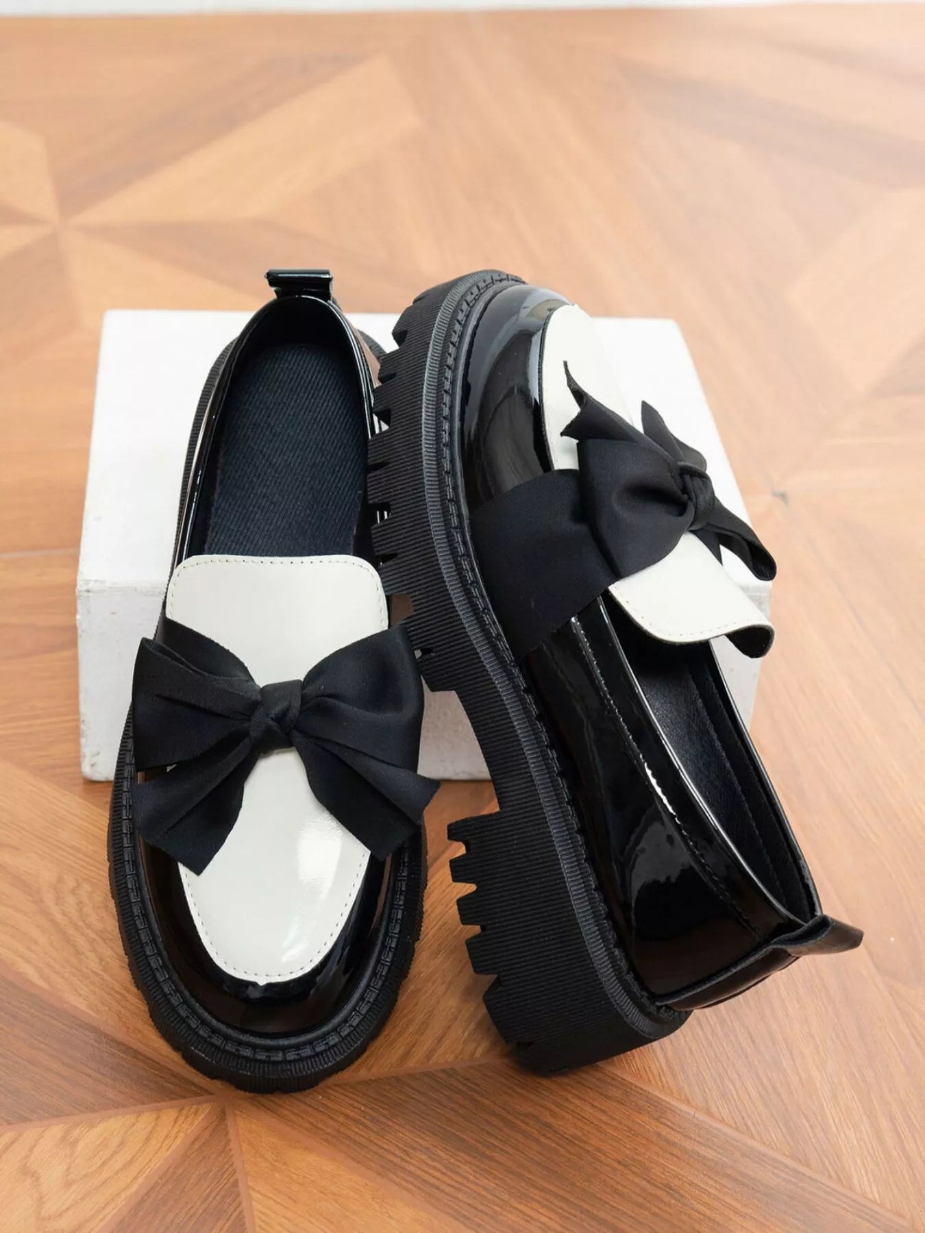 Bow Round Toe Block Heels Loafers-Shoes-Trendsi-[option4]-[option5]-[option6]-[option7]-[option8]-Shop-Boutique-Clothing-for-Women-Online