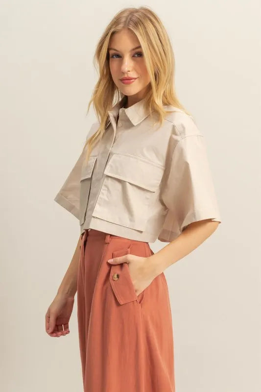 HYFVE Front Pockets Poplin Collared Neck Crop Shirt-Crop Tops-Trendsi-[option4]-[option5]-[option6]-[option7]-[option8]-Shop-Boutique-Clothing-for-Women-Online