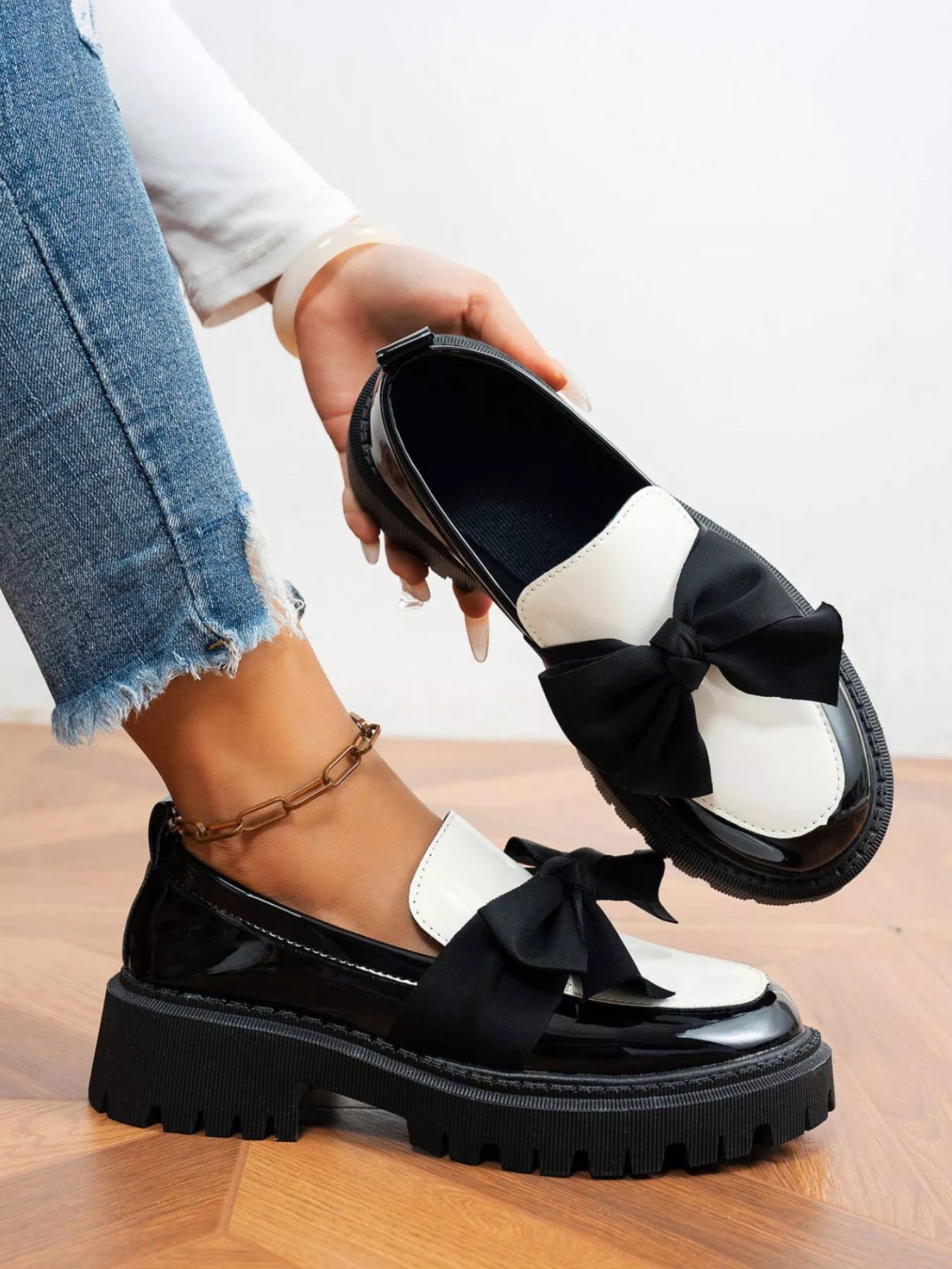 Bow Round Toe Block Heels Loafers-Shoes-Trendsi-[option4]-[option5]-[option6]-[option7]-[option8]-Shop-Boutique-Clothing-for-Women-Online