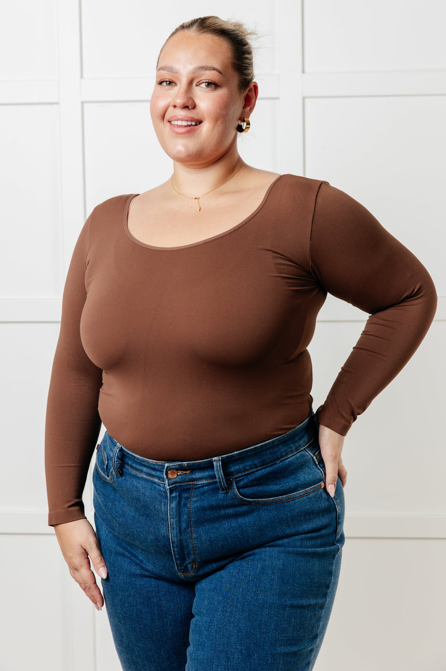 Bring in the Basics Seamless Reversible V-Neck Coffee-Tops-Ave Shops-[option4]-[option5]-[option6]-[option7]-[option8]-Shop-Boutique-Clothing-for-Women-Online