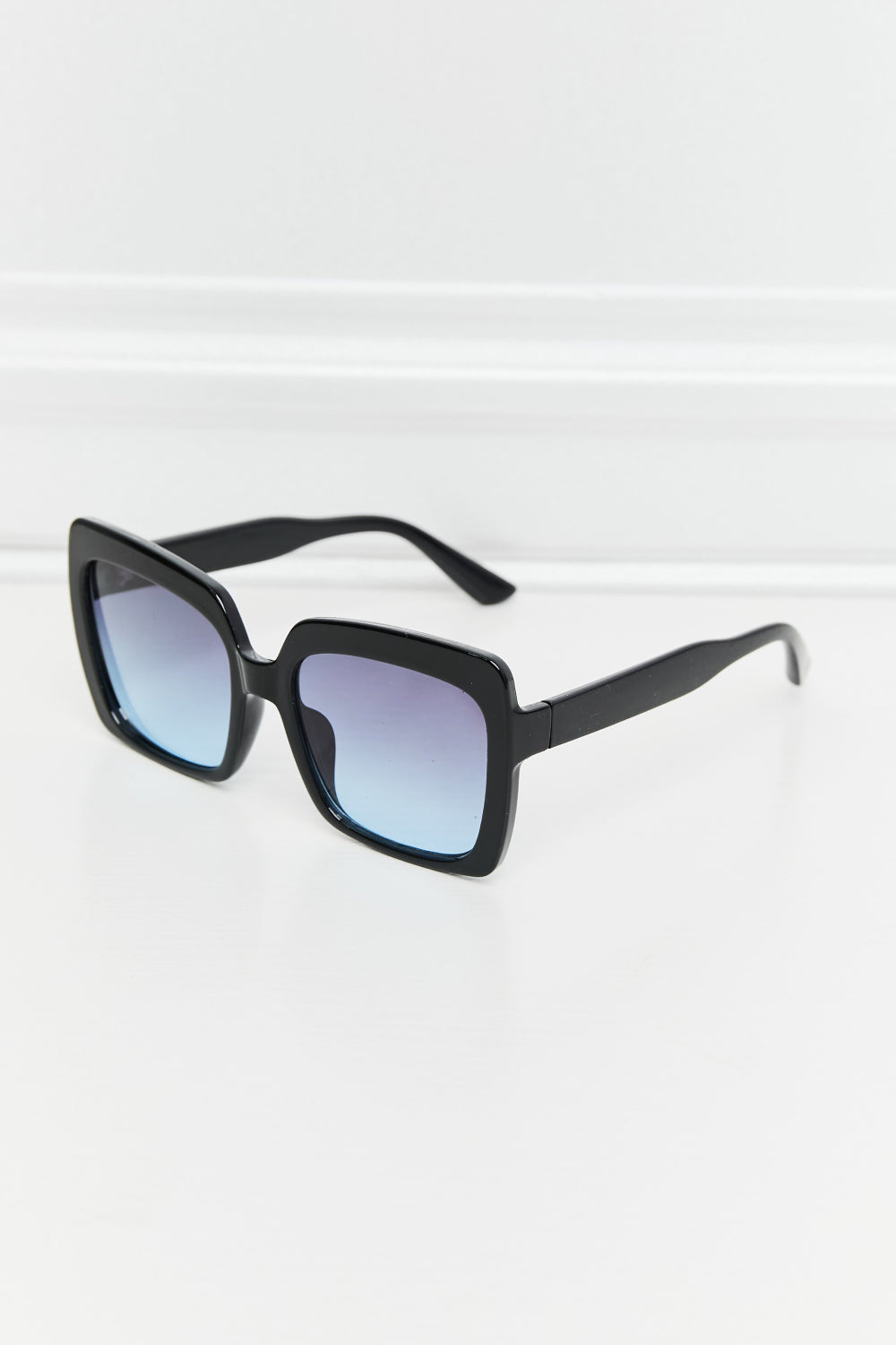 Square Full Rim Sunglasses-Trendsi-Black-One Size-[option4]-[option5]-[option6]-[option7]-[option8]-Shop-Boutique-Clothing-for-Women-Online