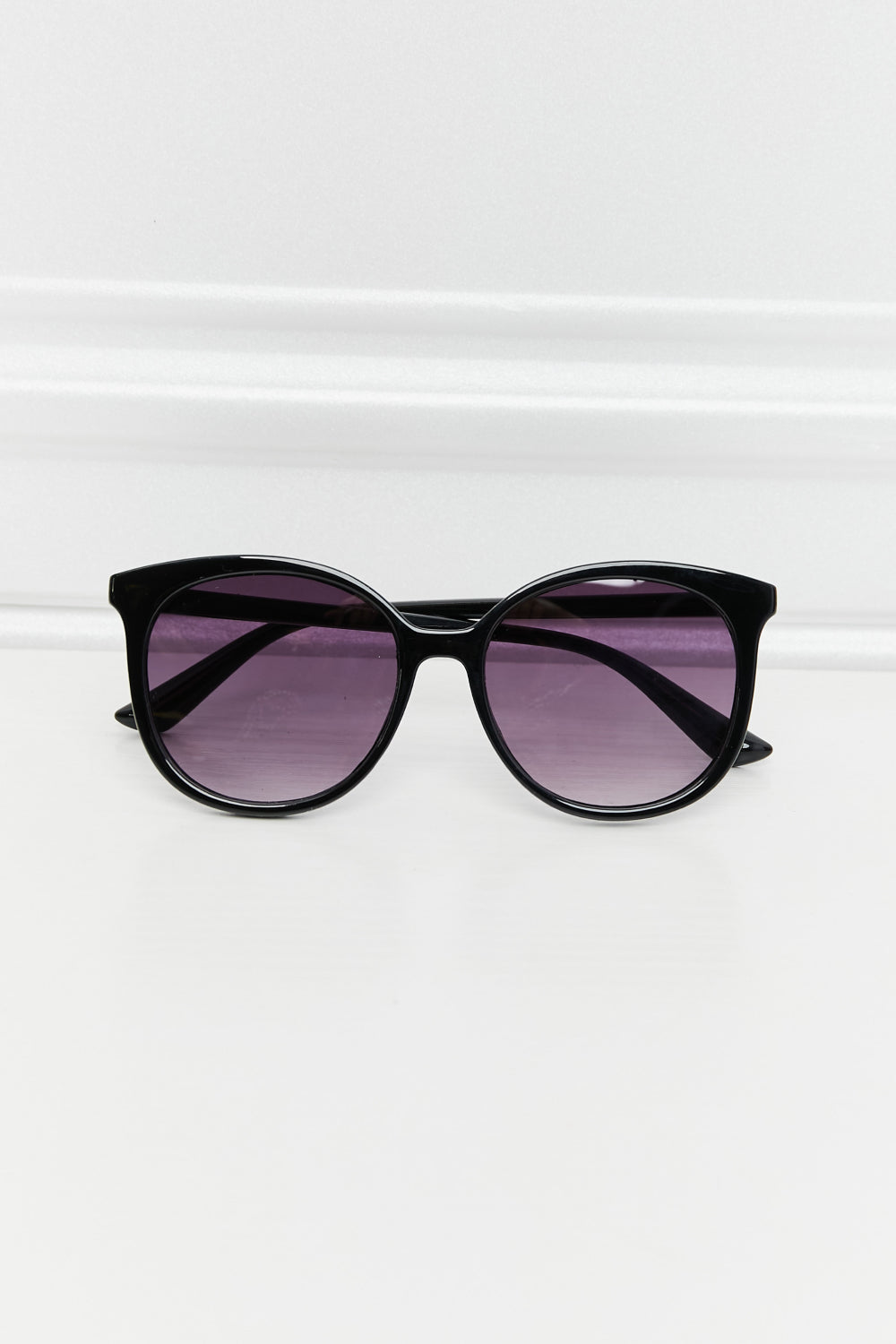 Polycarbonate Frame Full Rim Sunglasses-Trendsi-Black-One Size-[option4]-[option5]-[option6]-[option7]-[option8]-Shop-Boutique-Clothing-for-Women-Online