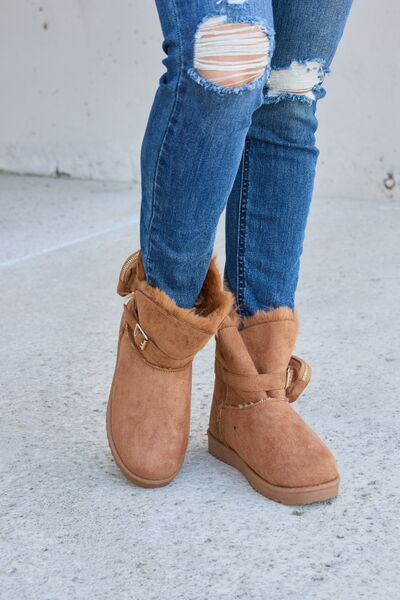 Forever Link Plush Thermal Flat Boots-Trendsi-[option4]-[option5]-[option6]-[option7]-[option8]-Shop-Boutique-Clothing-for-Women-Online