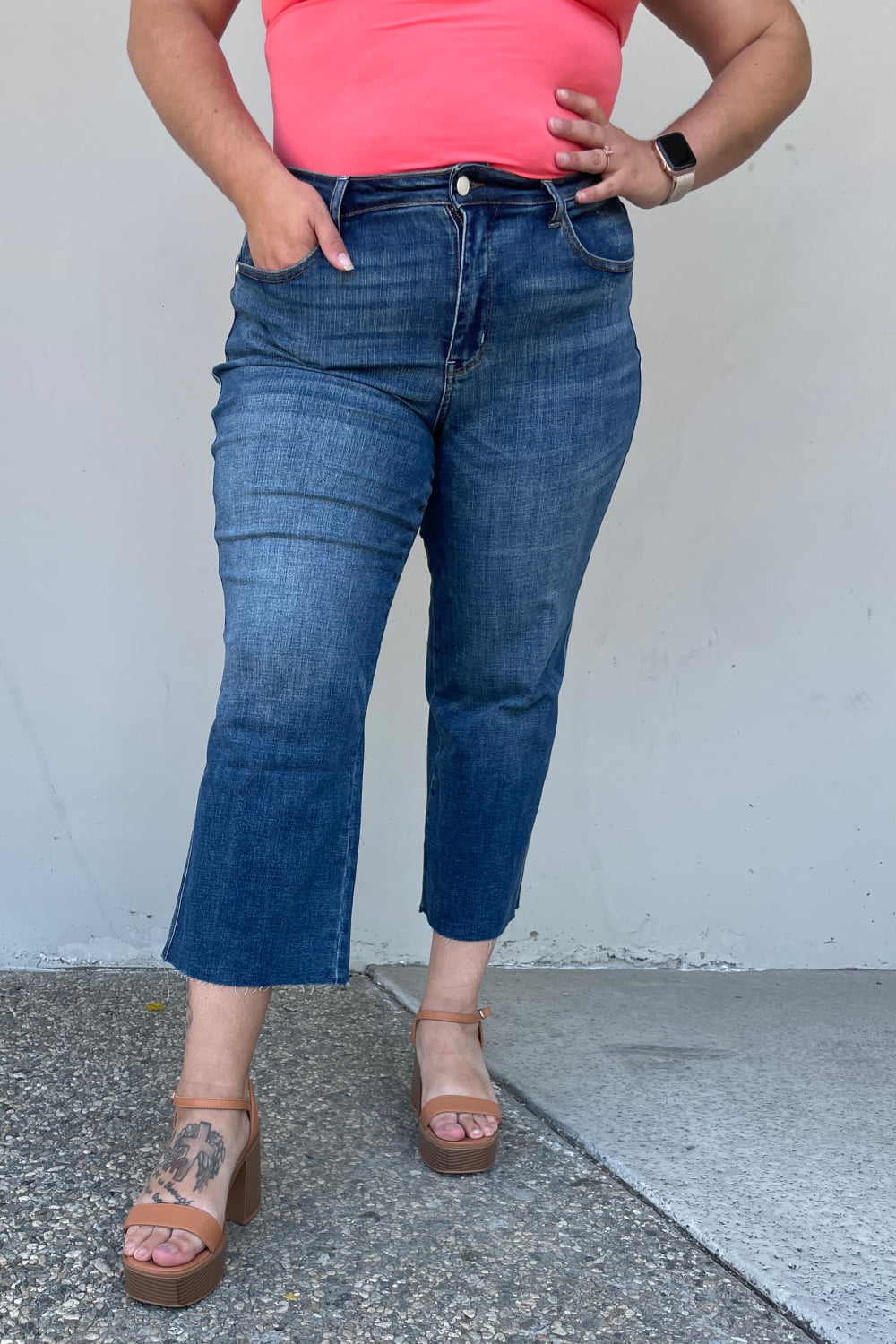 Judy Blue Renee Medium Wash Wide Leg Cropped Jeans-Trendsi-Medium-3-[option4]-[option5]-[option6]-[option7]-[option8]-Shop-Boutique-Clothing-for-Women-Online