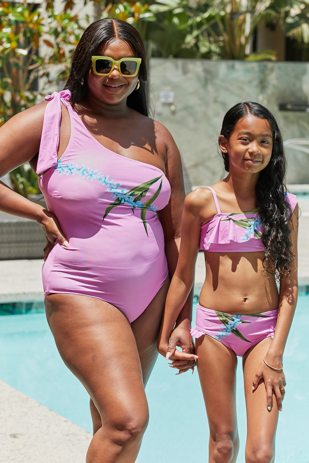 Marina West Swim Vacay Mode Two-Piece Swim Set in Carnation Pink-Trendsi-[option4]-[option5]-[option6]-[option7]-[option8]-Shop-Boutique-Clothing-for-Women-Online