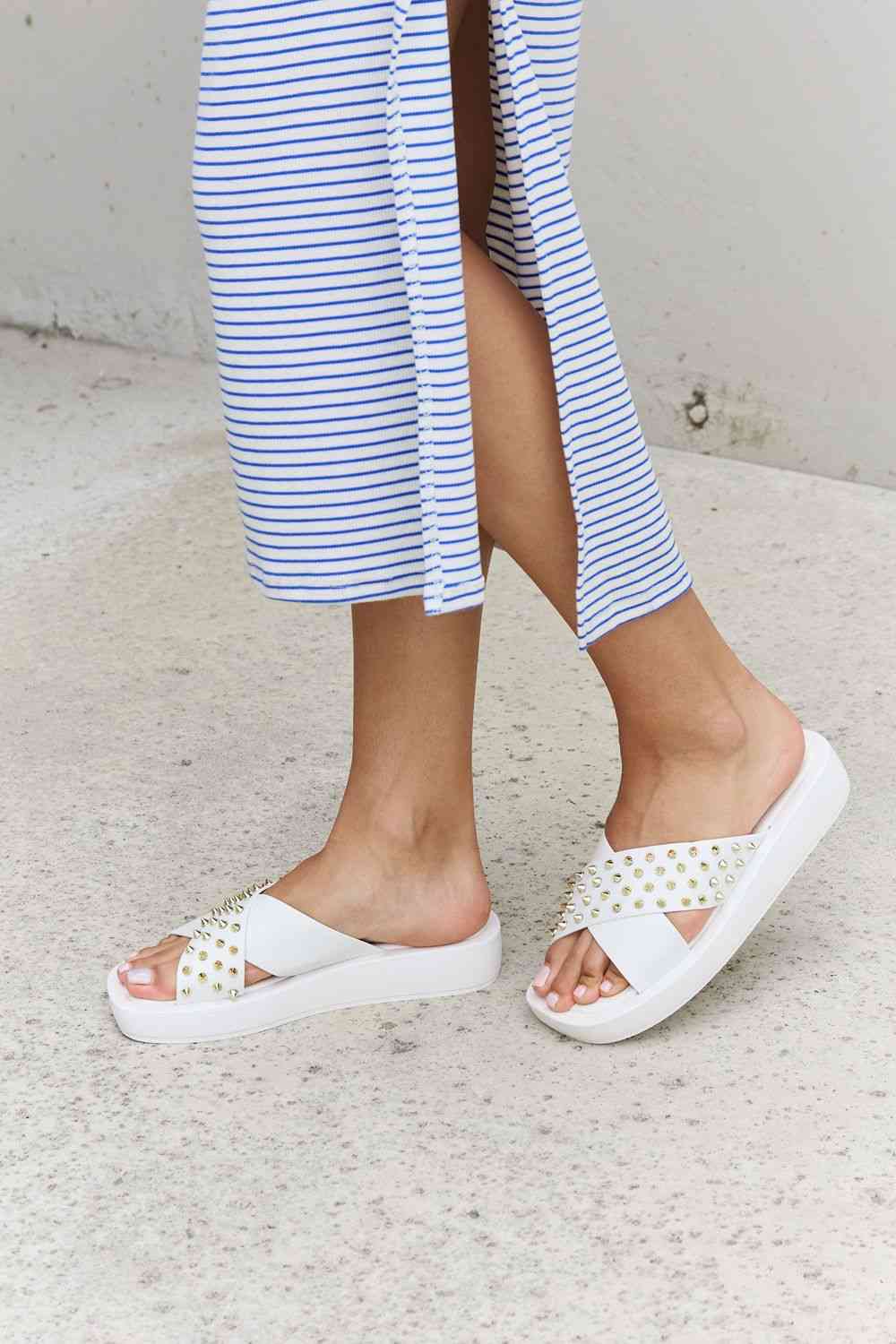 Forever Link Studded Cross Strap Sandals in White-Trendsi-[option4]-[option5]-[option6]-[option7]-[option8]-Shop-Boutique-Clothing-for-Women-Online