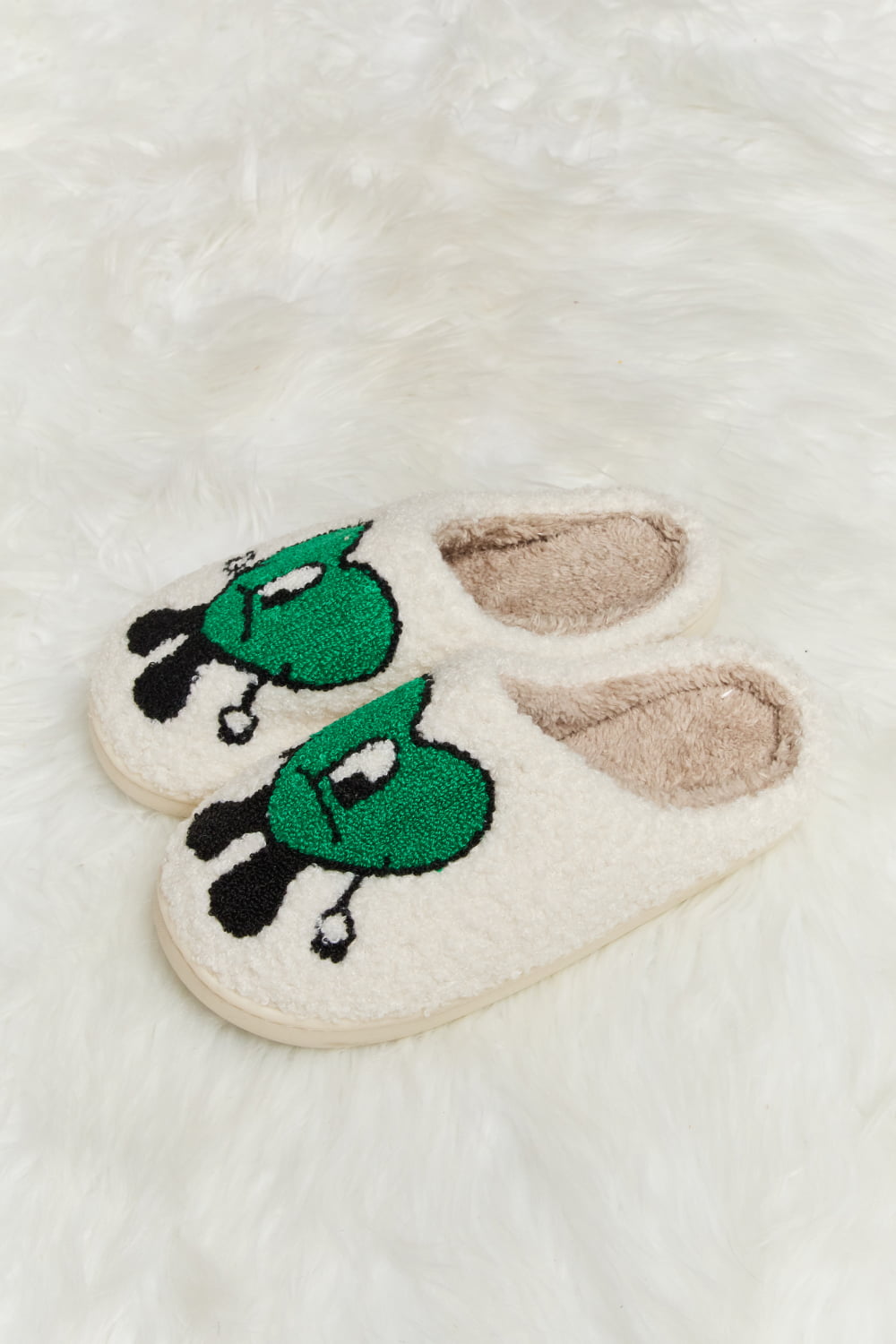 Melody Love Heart Print Plush Slippers-Trendsi-[option4]-[option5]-[option6]-[option7]-[option8]-Shop-Boutique-Clothing-for-Women-Online