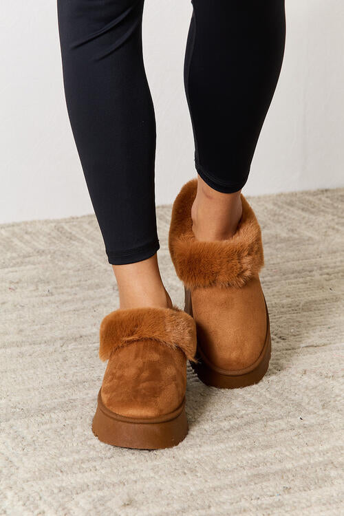 Legend Footwear Furry Chunky Platform Slippers-Trendsi-[option4]-[option5]-[option6]-[option7]-[option8]-Shop-Boutique-Clothing-for-Women-Online