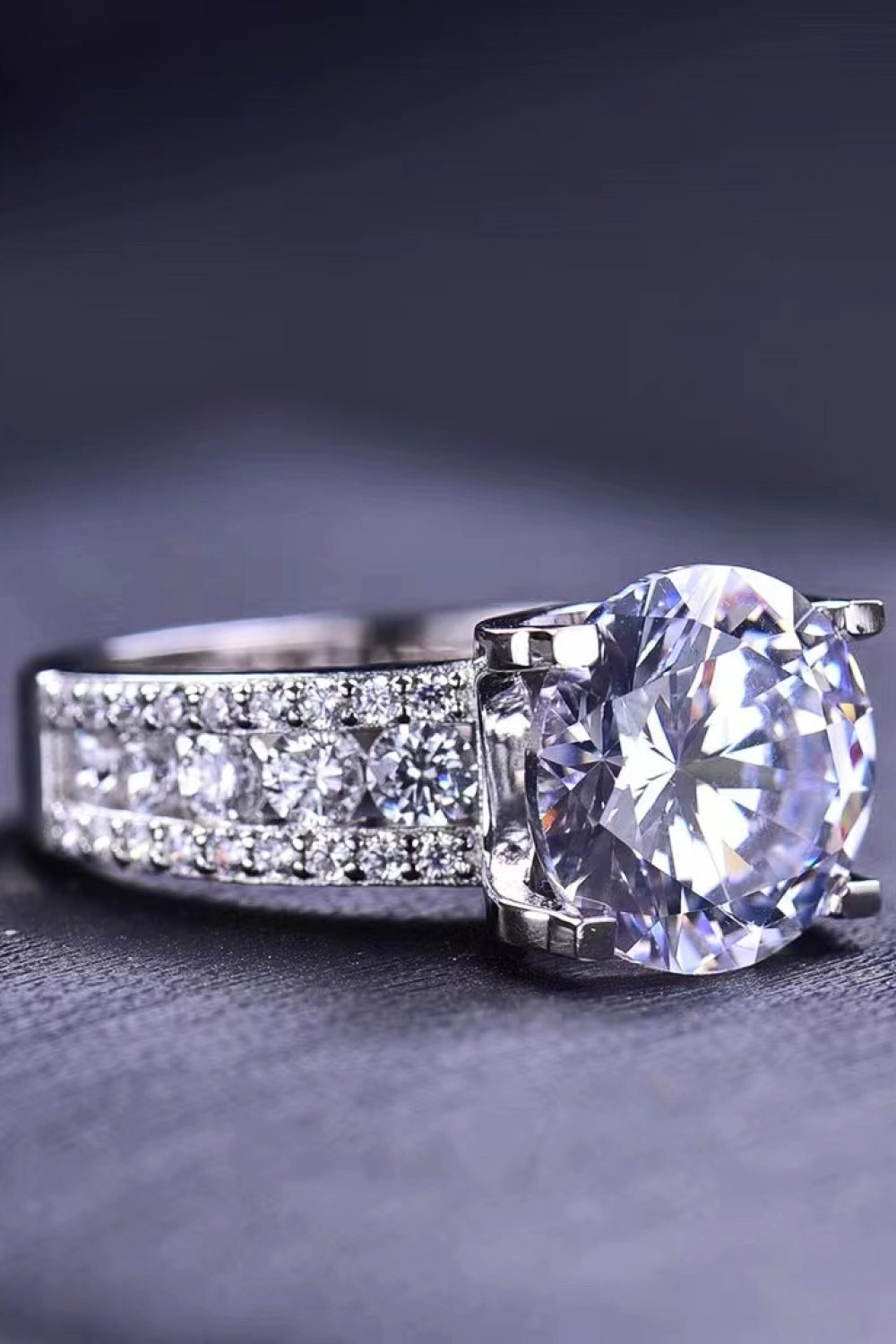 Platinum-Plated 5 Carat Moissanite Side Stone Ring-Trendsi-[option4]-[option5]-[option6]-[option7]-[option8]-Shop-Boutique-Clothing-for-Women-Online