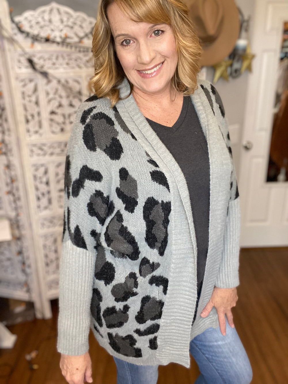 Leopard Batwing Sleeve Open Front Cardigan-The Bee Chic Boutique-[option4]-[option5]-[option6]-[option7]-[option8]-Shop-Boutique-Clothing-for-Women-Online