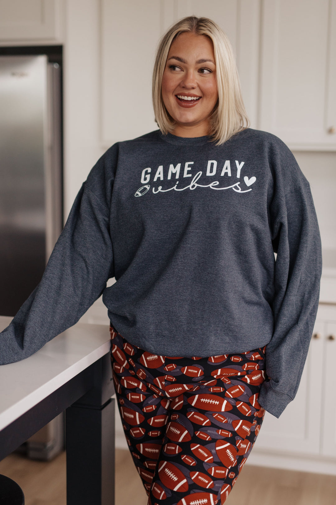 Game Day Vibes Pullover-Womens-Ave Shops-[option4]-[option5]-[option6]-[option7]-[option8]-Shop-Boutique-Clothing-for-Women-Online