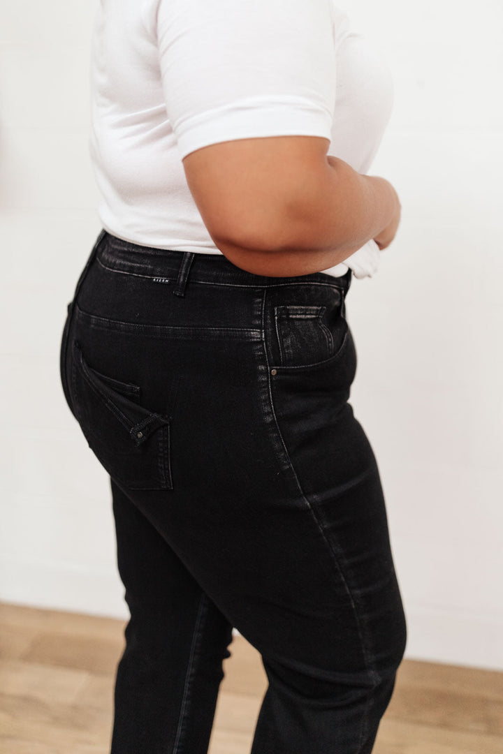 High Waist Mom Fit Jeans In Black-Womens-Ave Shops-[option4]-[option5]-[option6]-[option7]-[option8]-Shop-Boutique-Clothing-for-Women-Online