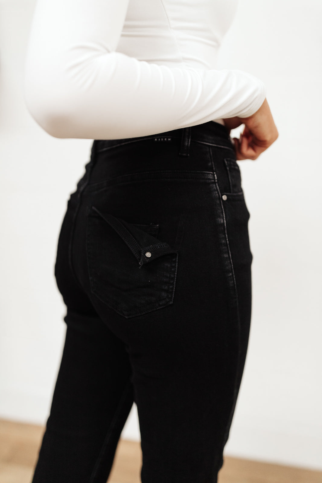 High Waist Mom Fit Jeans In Black-Womens-Ave Shops-[option4]-[option5]-[option6]-[option7]-[option8]-Shop-Boutique-Clothing-for-Women-Online