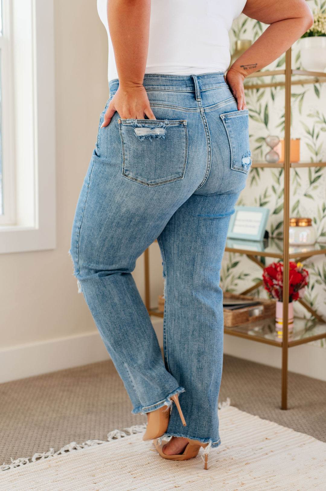 Rose High Rise 90's Straight Jeans in Light Wash-Womens-Ave Shops-[option4]-[option5]-[option6]-[option7]-[option8]-Shop-Boutique-Clothing-for-Women-Online