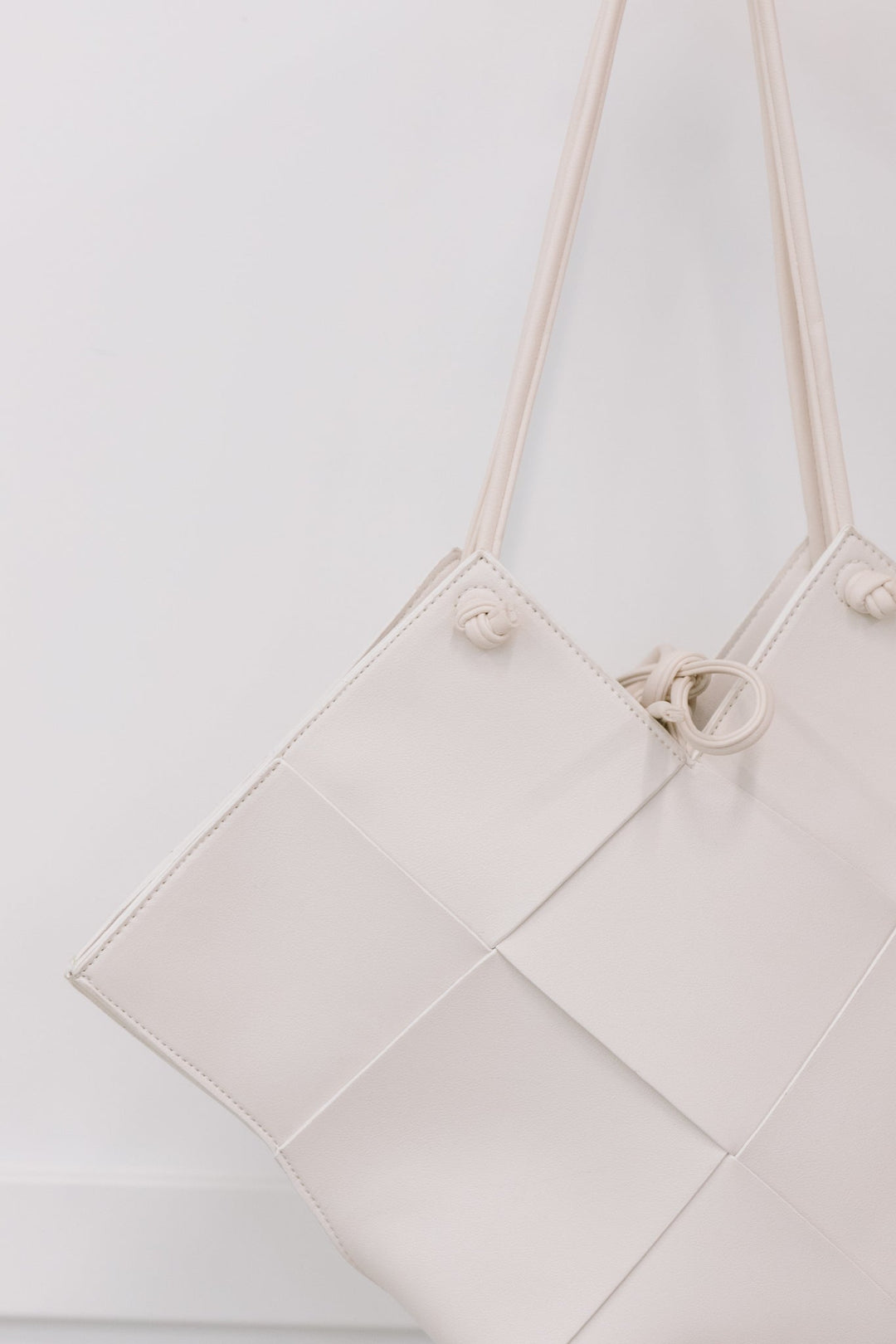 Woven Tote in White-Womens-Ave Shops-[option4]-[option5]-[option6]-[option7]-[option8]-Shop-Boutique-Clothing-for-Women-Online