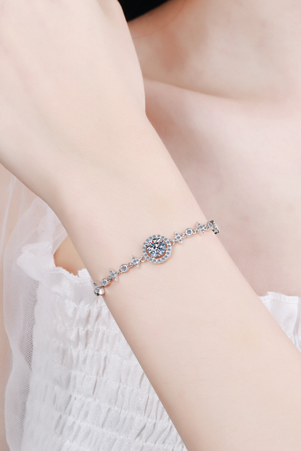 Show You The Way Moissanite Bracelet-Trendsi-Silver-One Size-[option4]-[option5]-[option6]-[option7]-[option8]-Shop-Boutique-Clothing-for-Women-Online