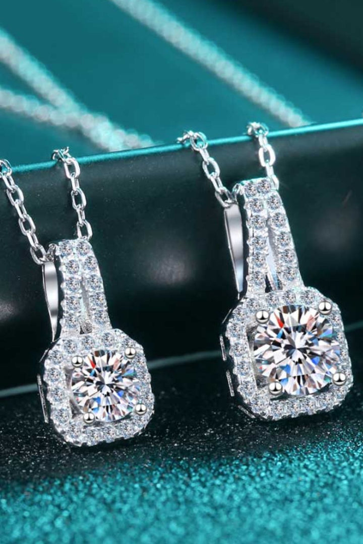 Look Amazing 2 Carat Moissanite Pendant Necklace-Trendsi-Silver-One Size-[option4]-[option5]-[option6]-[option7]-[option8]-Shop-Boutique-Clothing-for-Women-Online