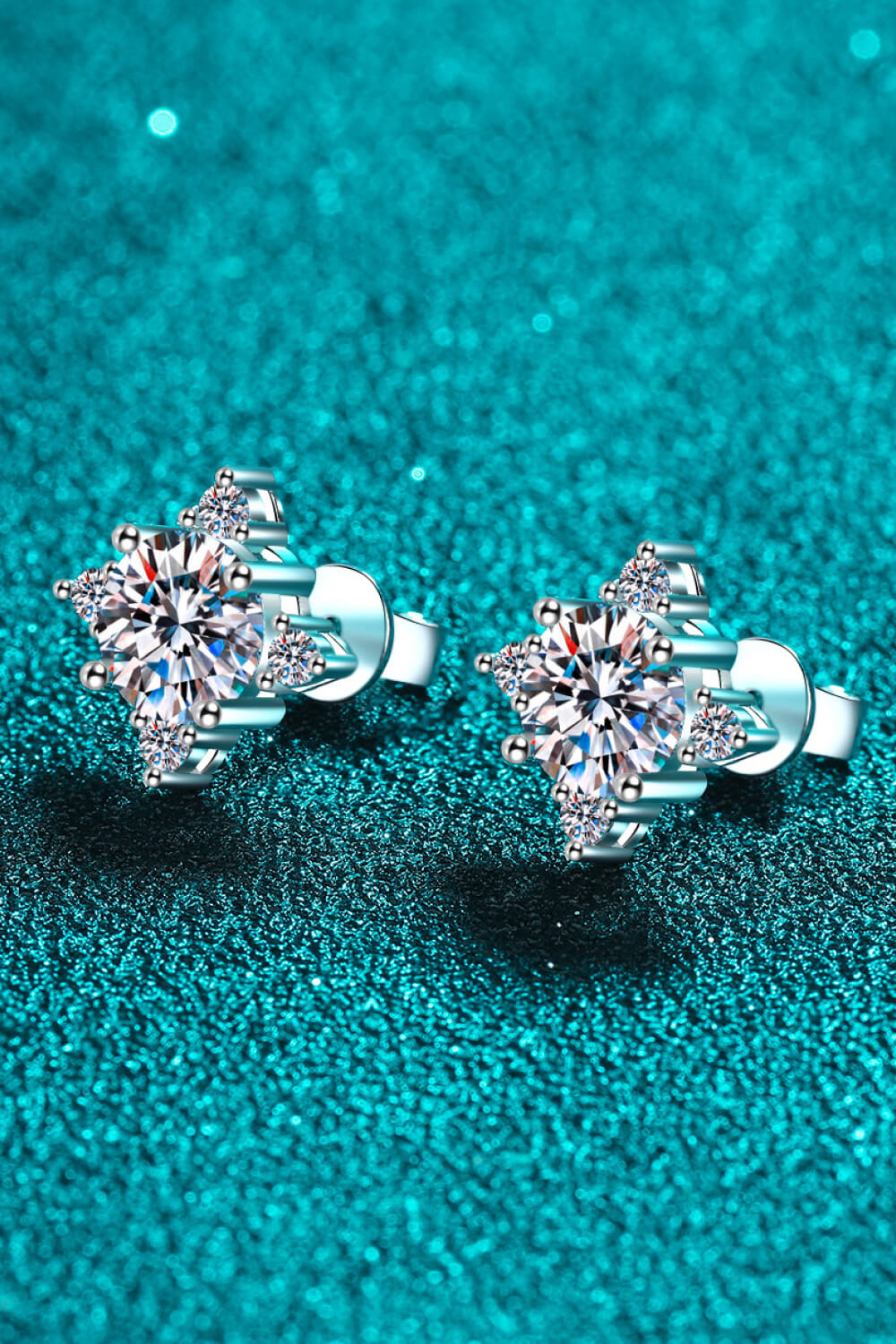 Four Leaf Clover 2 Carat Moissanite Stud Earrings-Trendsi-Silver-One Size-[option4]-[option5]-[option6]-[option7]-[option8]-Shop-Boutique-Clothing-for-Women-Online