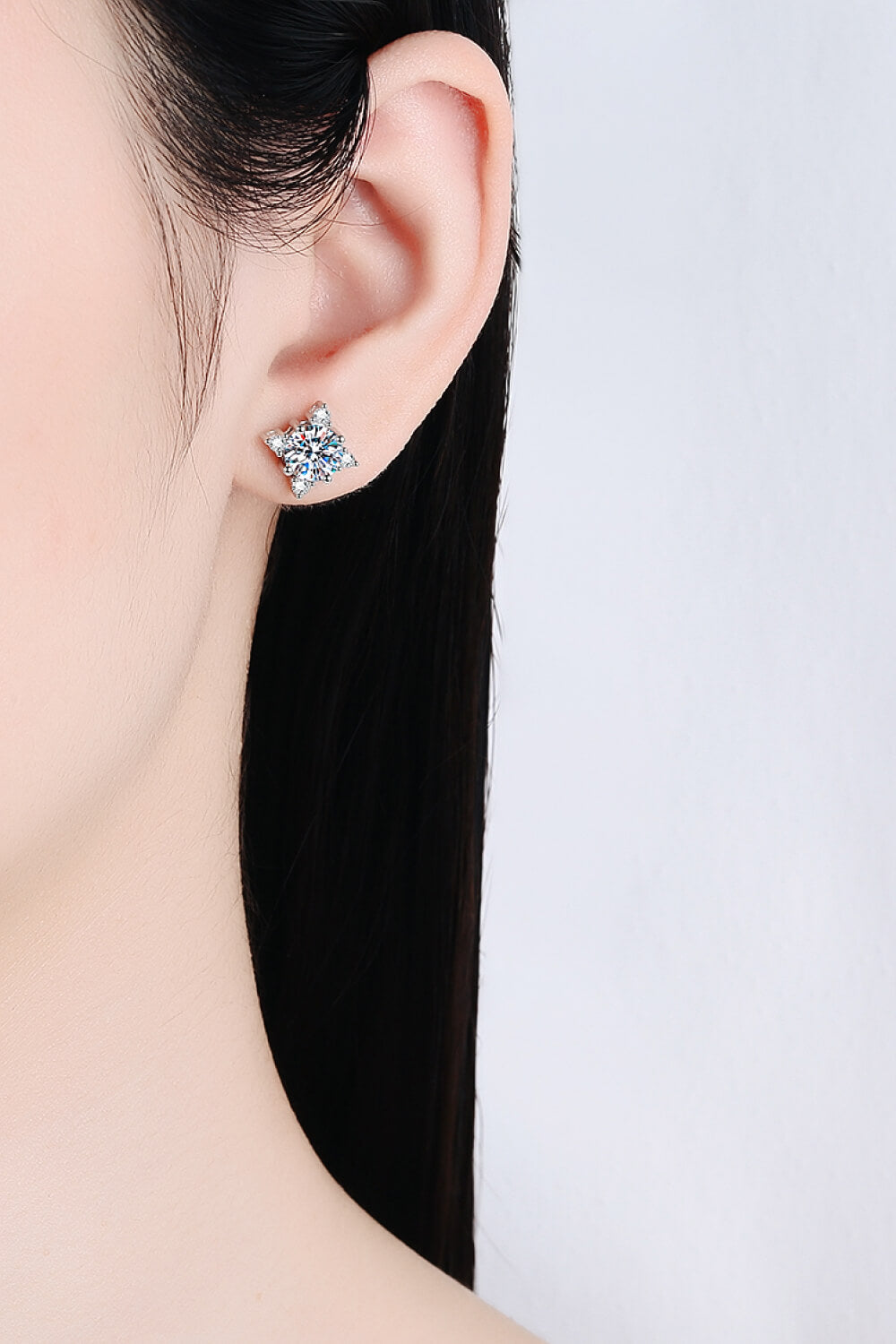 Four Leaf Clover 2 Carat Moissanite Stud Earrings-Trendsi-Silver-One Size-[option4]-[option5]-[option6]-[option7]-[option8]-Shop-Boutique-Clothing-for-Women-Online