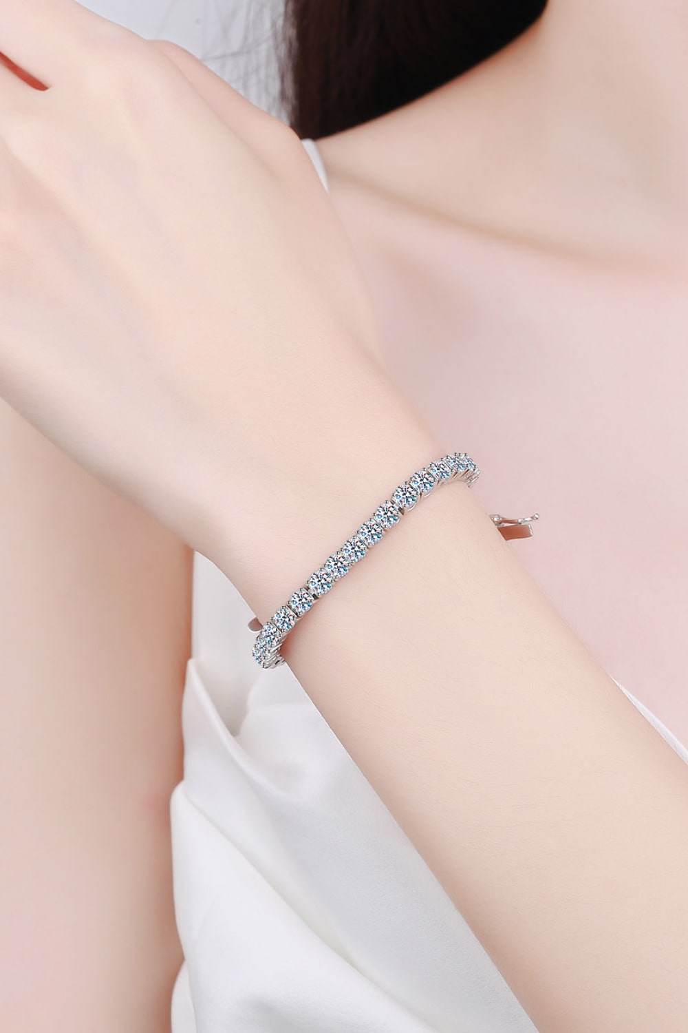 Moissanite Tennis Bracelet-Trendsi-Silver-One Size-[option4]-[option5]-[option6]-[option7]-[option8]-Shop-Boutique-Clothing-for-Women-Online